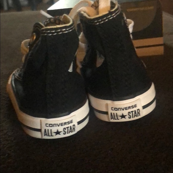 Converse - Picture 4 of 5